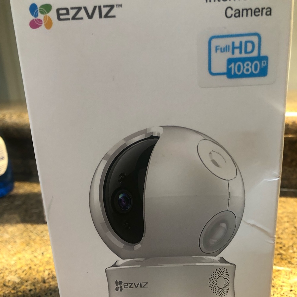 Security camera - Picture 2 of 6